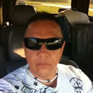 Meet your Posher, Jenaro